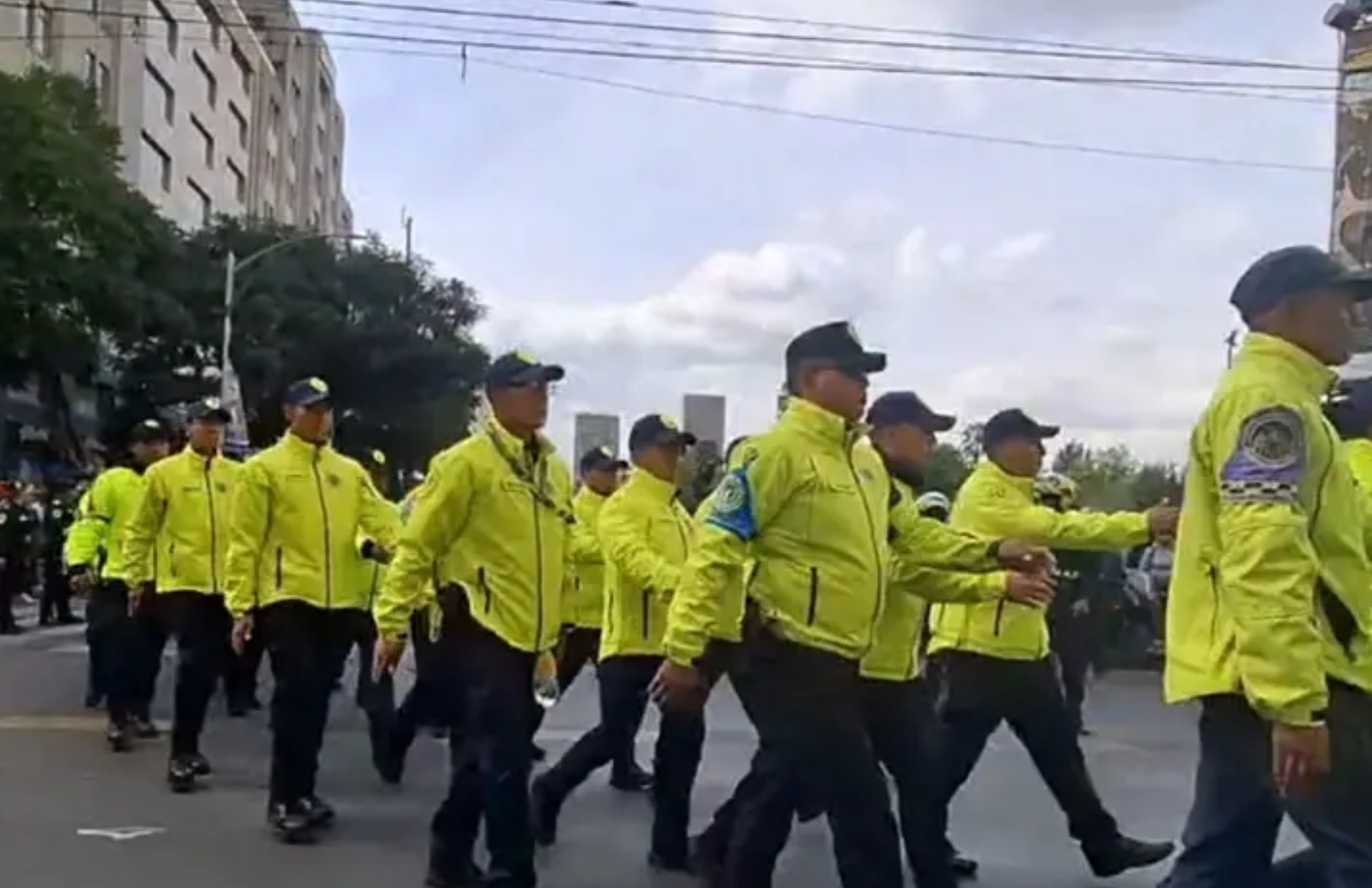 Despliegan operativo de comercio ambulante en CDMX